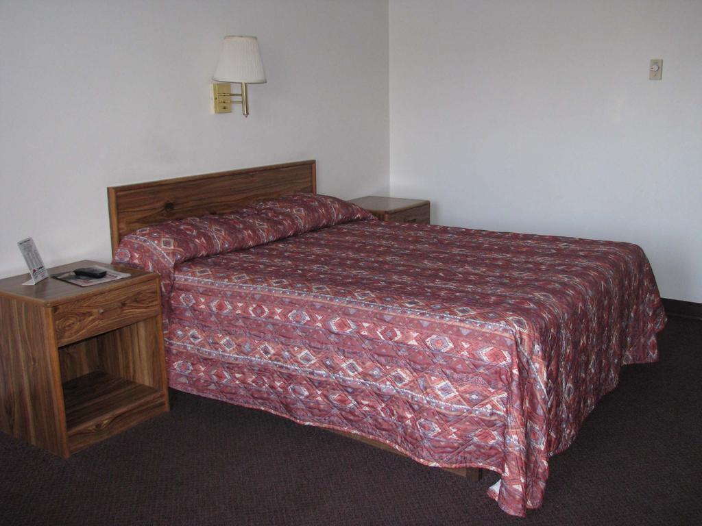 Blue And White Motel Kalispell Εξωτερικό φωτογραφία
