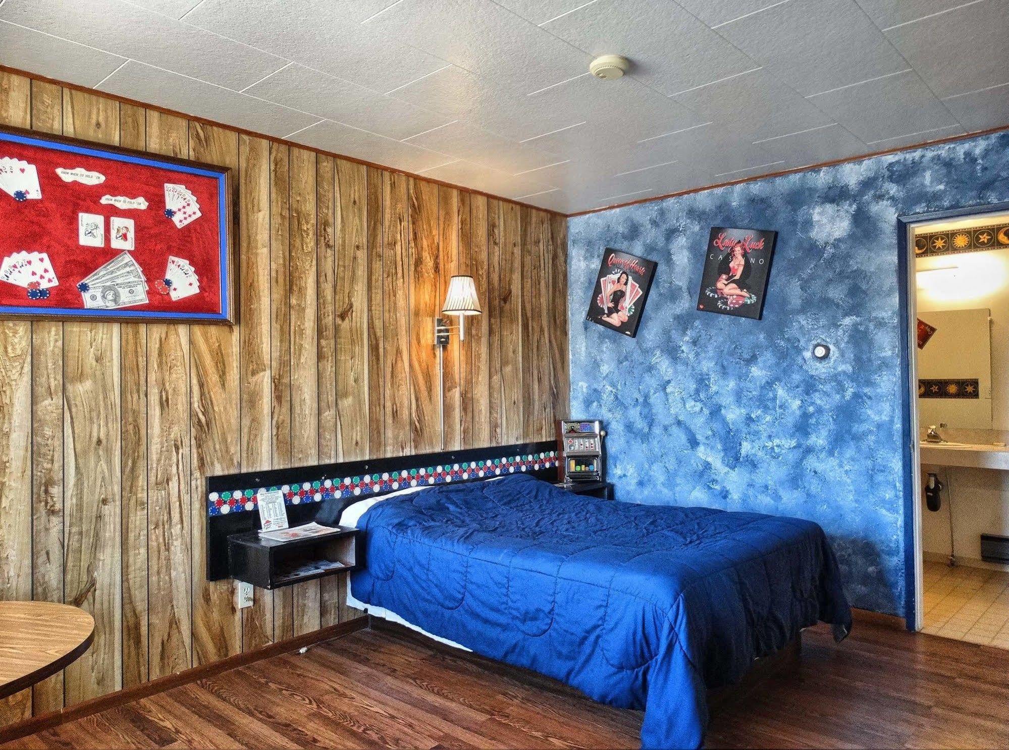 Blue And White Motel Kalispell Εξωτερικό φωτογραφία